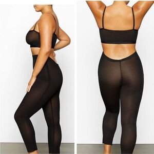 NEW SKIMS Low Back Legging
Sheer Sculpt 3X